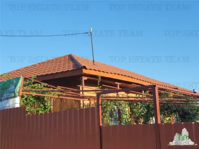 Colt de rai la tara  doua case primitoare livada vie si liniste deplina - Pantelimon