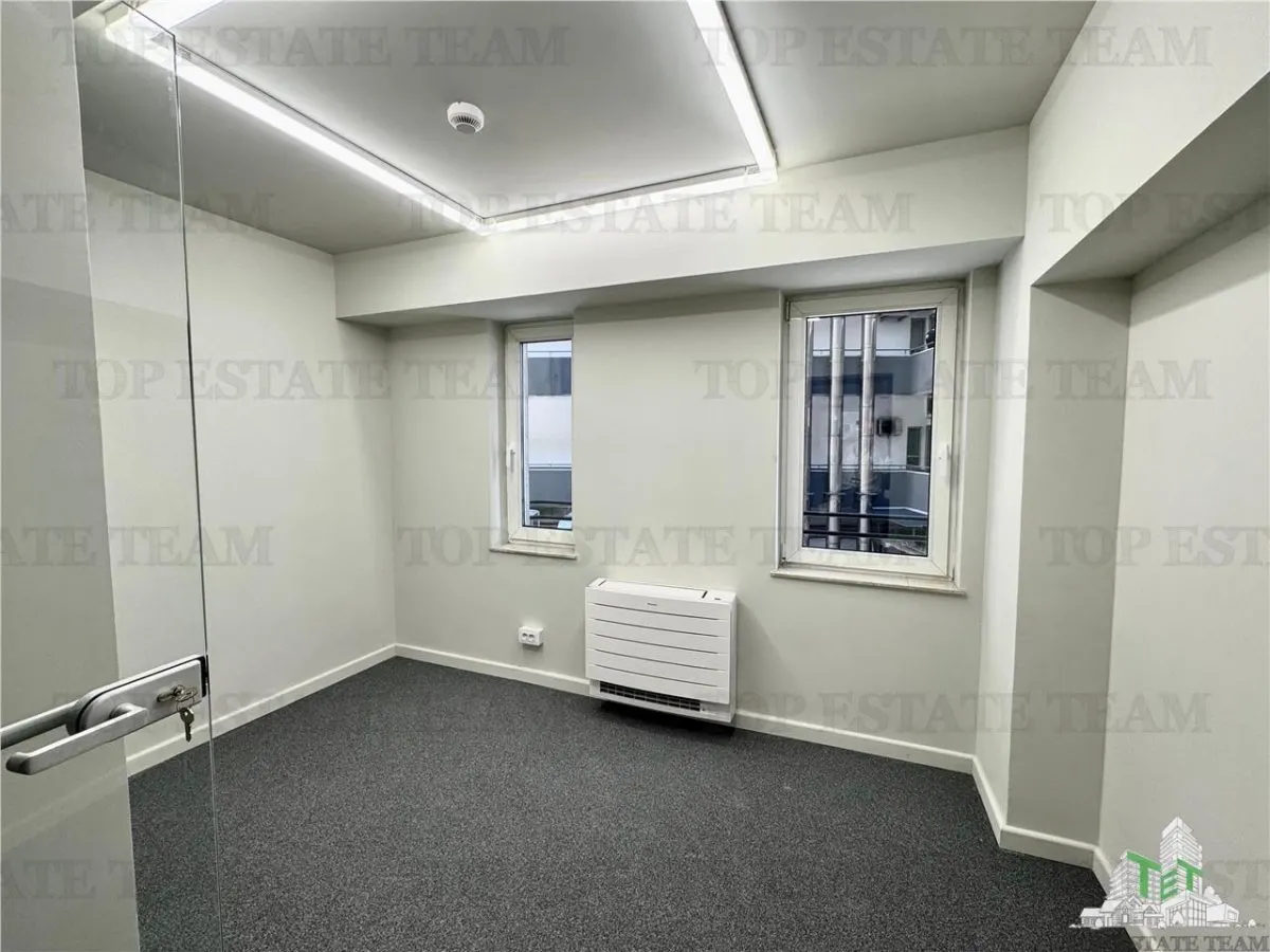 Spatiu comercial / office ultracentral de inchiriat complet utilat/recompartimentare la cerere  + parcari - foto 18