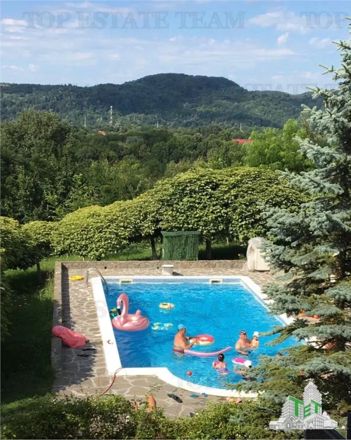 Vila deosebita 9 camere, Cornu de Jos, Breaza Prahova, excelenta pentru Turism - foto 4