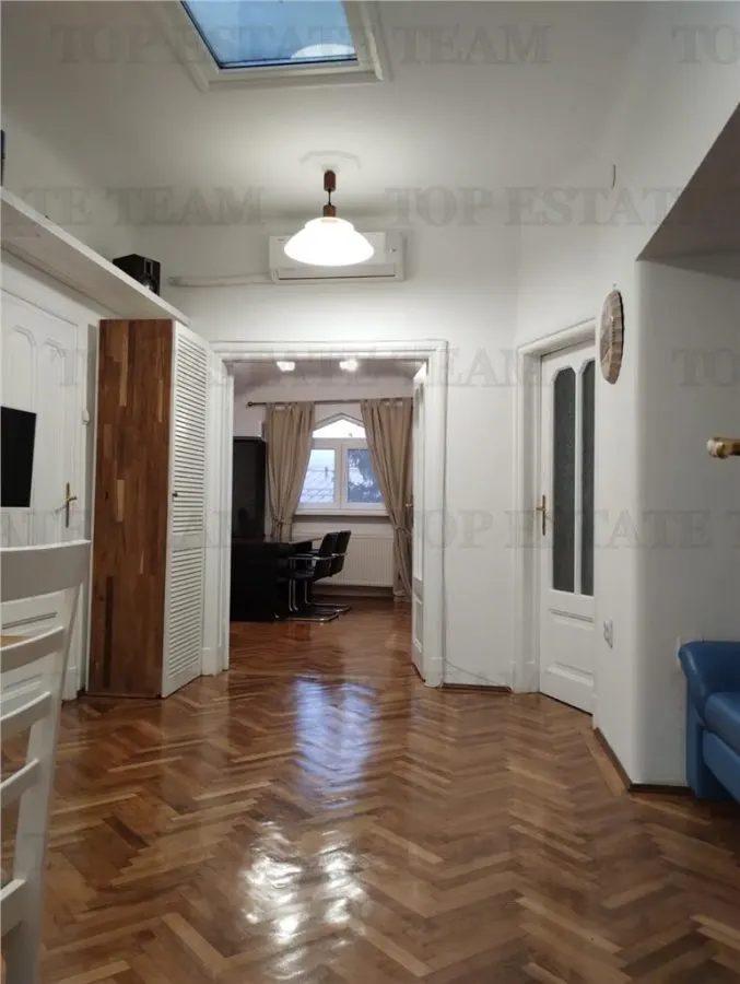 Apartament 3 camere de inchiriat in vila  ,cochet, nou renovat , balcon,  curte interioara . Foisorul de Foc - foto 1