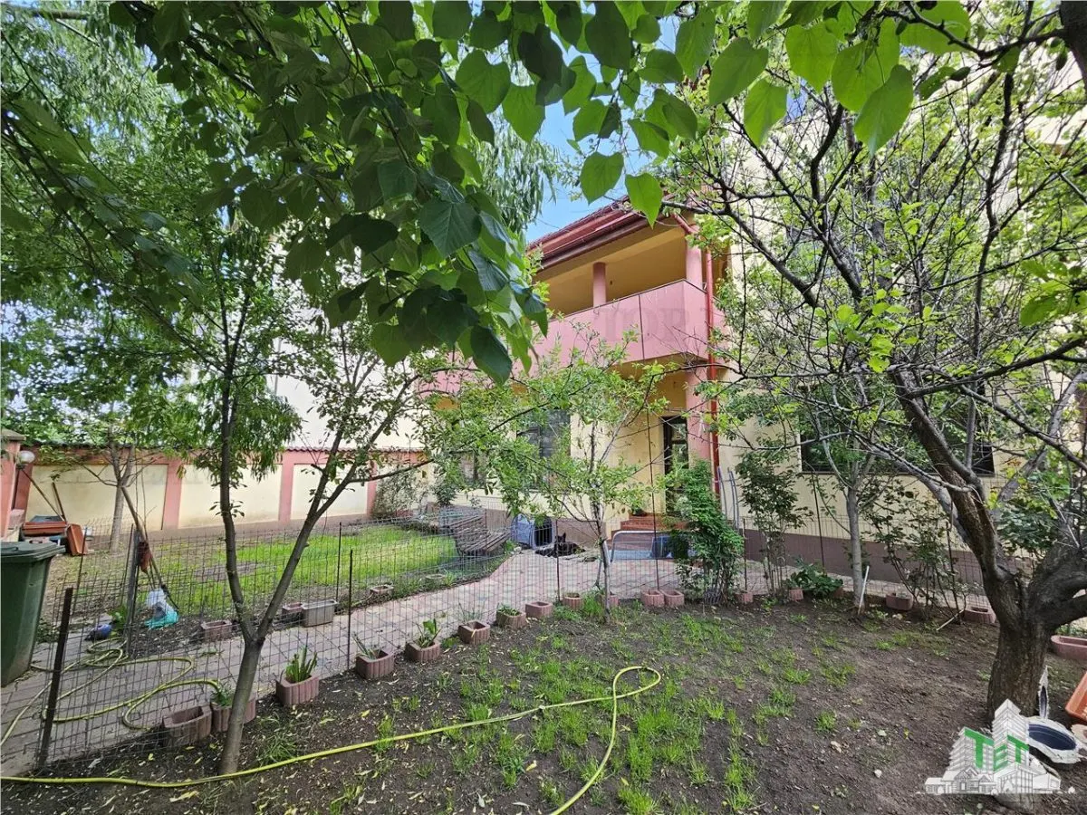 Vila spatioasa living 65mp 300metri utili in Bragadiru - foto 4