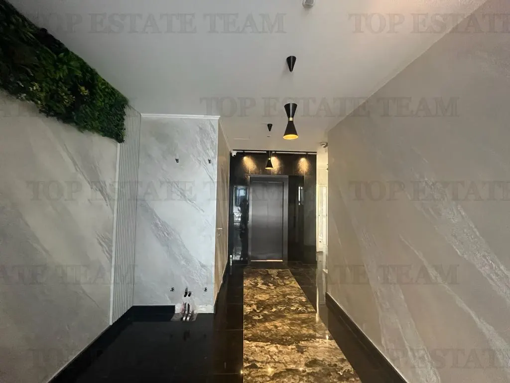 Apartament cu 3 camere si terasa Piata Unirii - foto 1