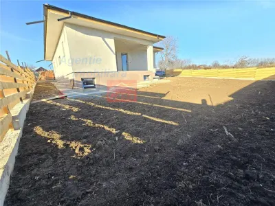 Finalizata si intabulata: casa noua, de vanzare, la Dumesti - foto 15