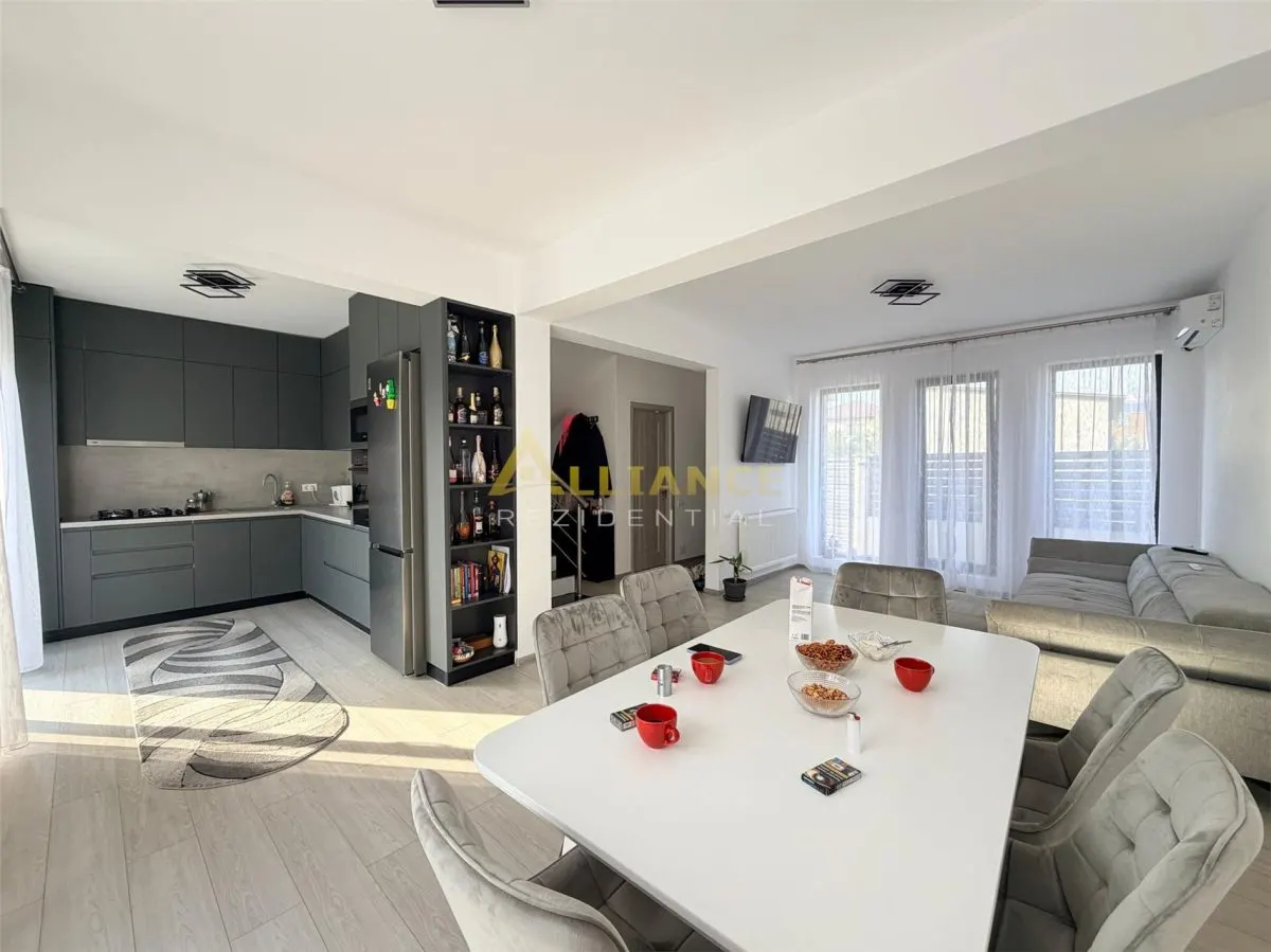 Duplex mobilat si utilat  - 4 camere -2 bai - foto 4