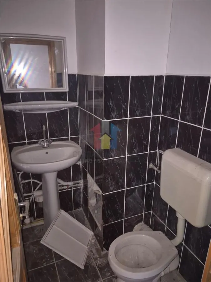 LIBER! 4 camere transformat in 3 camere, bloc cu lift, decomandat, Bariera - foto 10