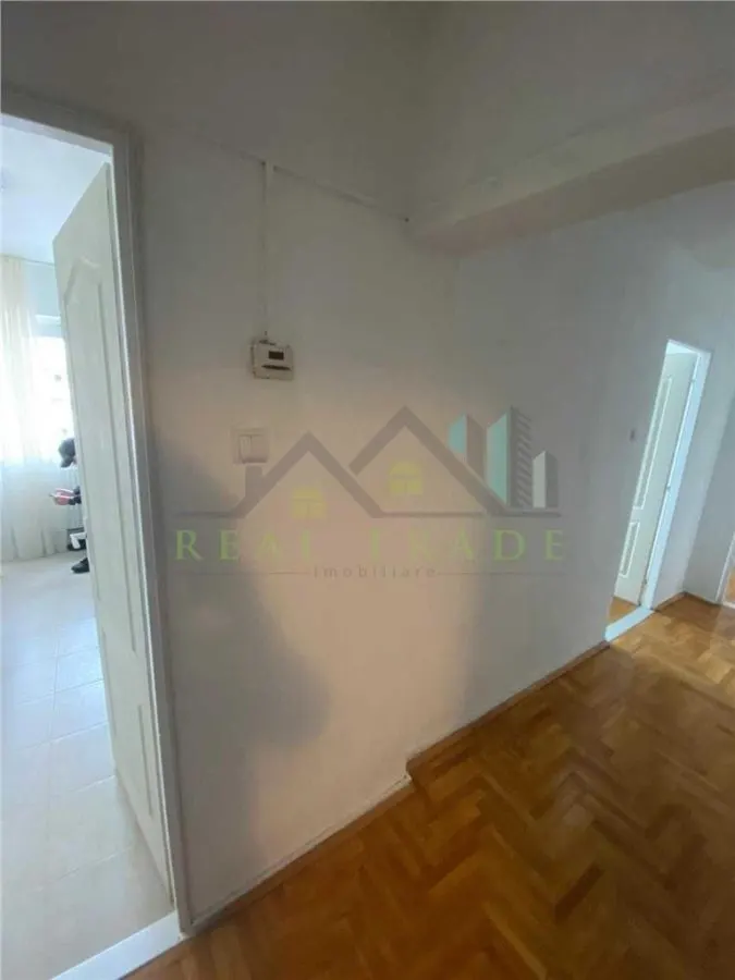 Apartament 2 camere decomandat Judetean, str. Zizinului - foto 10