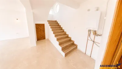 Nivel in casa, recomandat si activitati birou,  Tractorul , Brasov. - foto 12