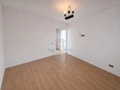 RENOVAT RECENT! Ap 3 cam, conf 1, semidecomandat, Independentei, LIBER - foto 3