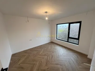 Casa individuala - 4 camere  - 2 bai - 100 mp utili-teren 215mp - foto 4