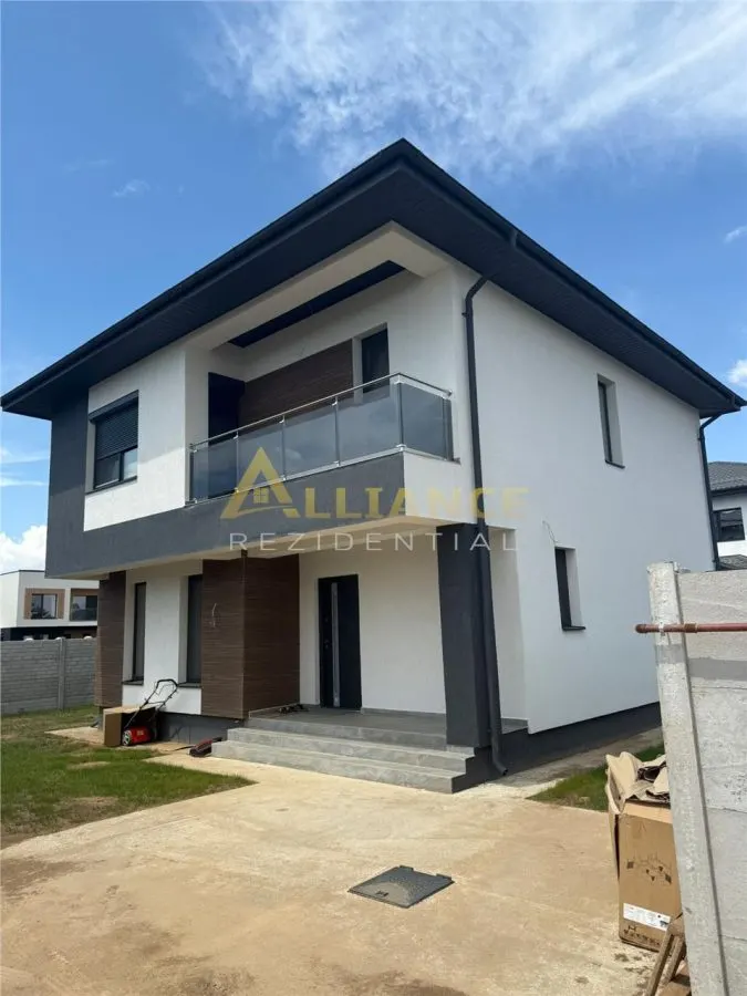 Vila individuala- 500m de STV - pod - beci - strada asfaltata - foto 1