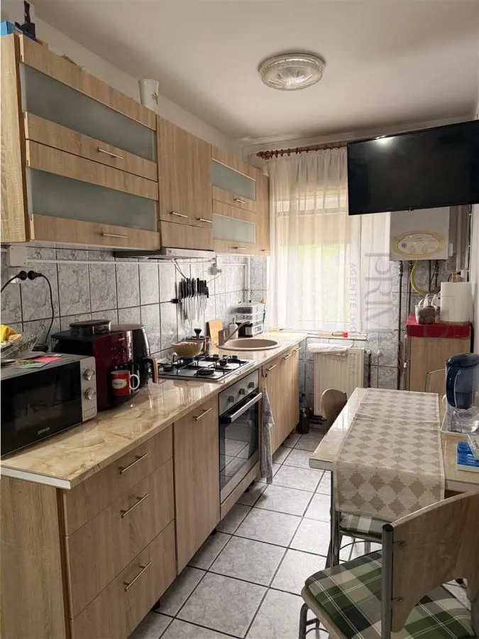 SAGULUI-DAMBOVITA, APARTAMENT CU 1 CAMERA , mobilat, decomandat - foto 5