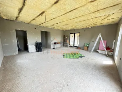 CASA PLAN PARTER | TEREN 800 MP | ACEES AUTO | ZONA OSORHEI | ORADEA - foto 9