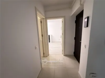 2 CAM BUCIUM INTABULAT PE IASI , GEAM LA BAIE, MOBILAT UTILAT - foto 5
