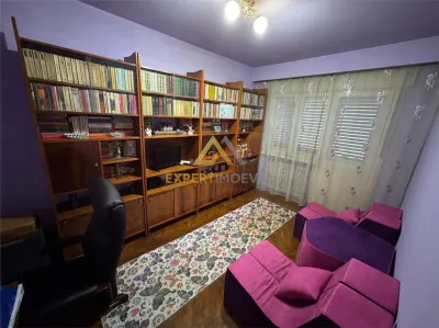 Apartament de vanzare cu 4 camere, Str. Moldovei-Central - foto 12