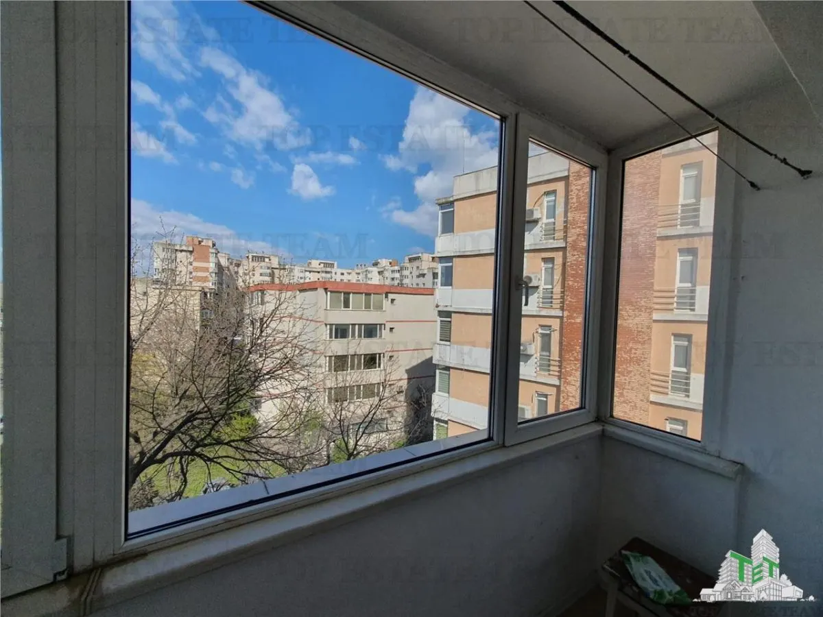 Apartament 4 Camere bloc Petromar in zona Gara Constanta - foto 16