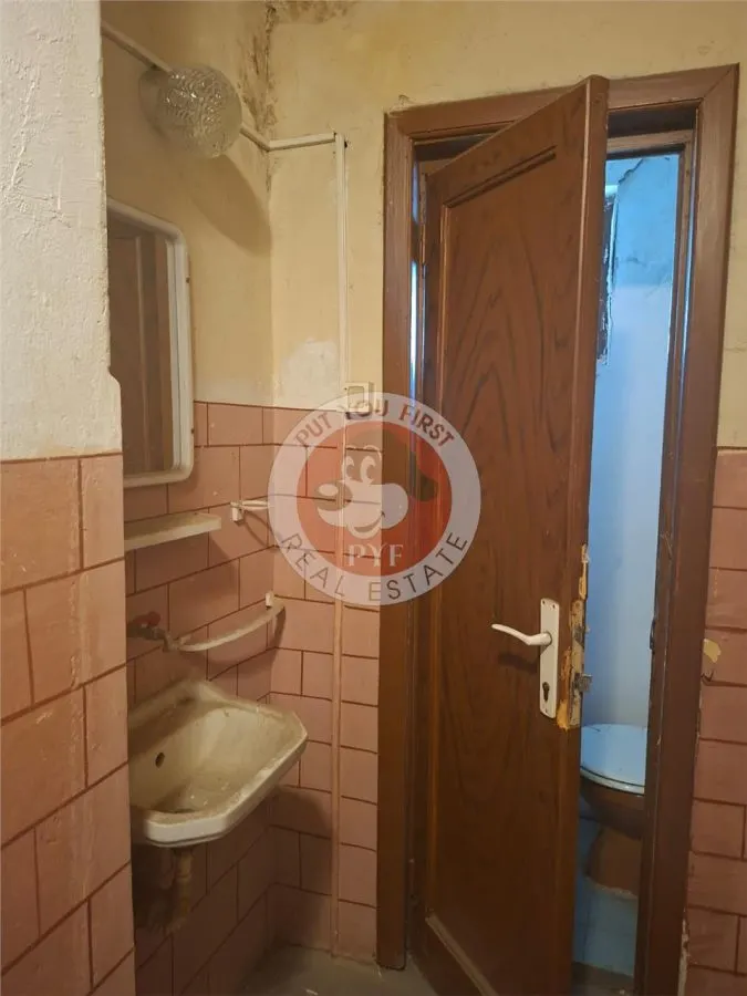 Radu Beller | 2 camere in Vila | Centrala | 70mp | Pivnita | B13214 - foto 12