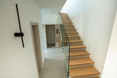 DAMBOVITA, DUPLEX P+1E - 2 LOCURI DE PARCARE - GRADINA - TERASA - CENTRALA PROPRIE - foto 3