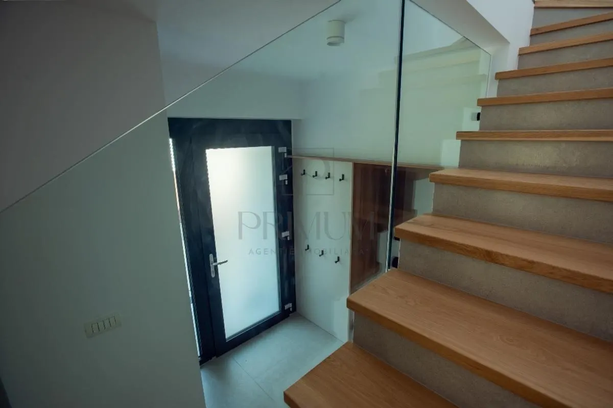 DAMBOVITA, DUPLEX P+1E - 2 LOCURI DE PARCARE - GRADINA - TERASA - CENTRALA PROPRIE - foto 4