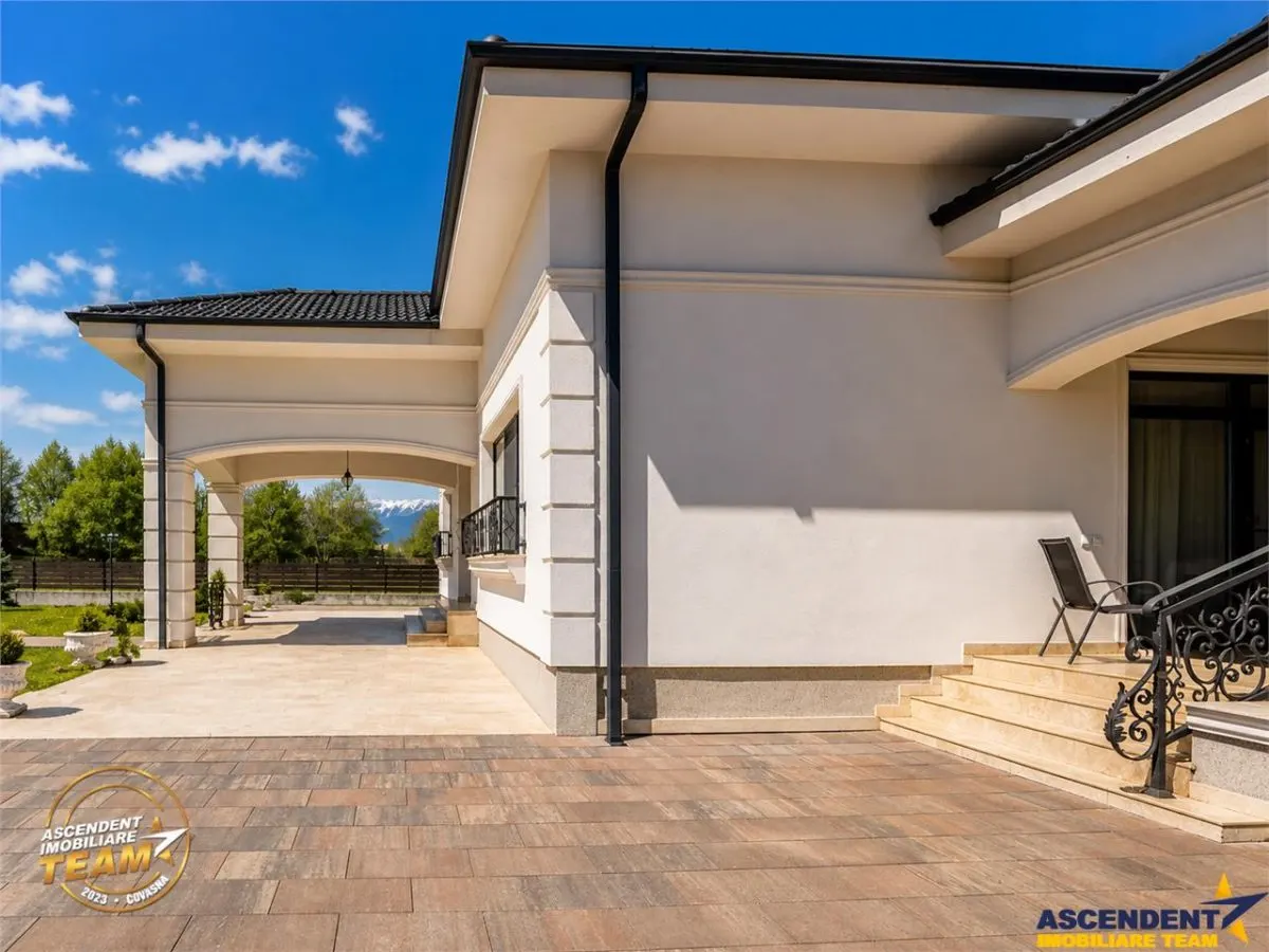 Resedinta privata la poalele Bucegilor, 350 mp, facilitati, 1.250 mp teren, Rasnov - foto 25