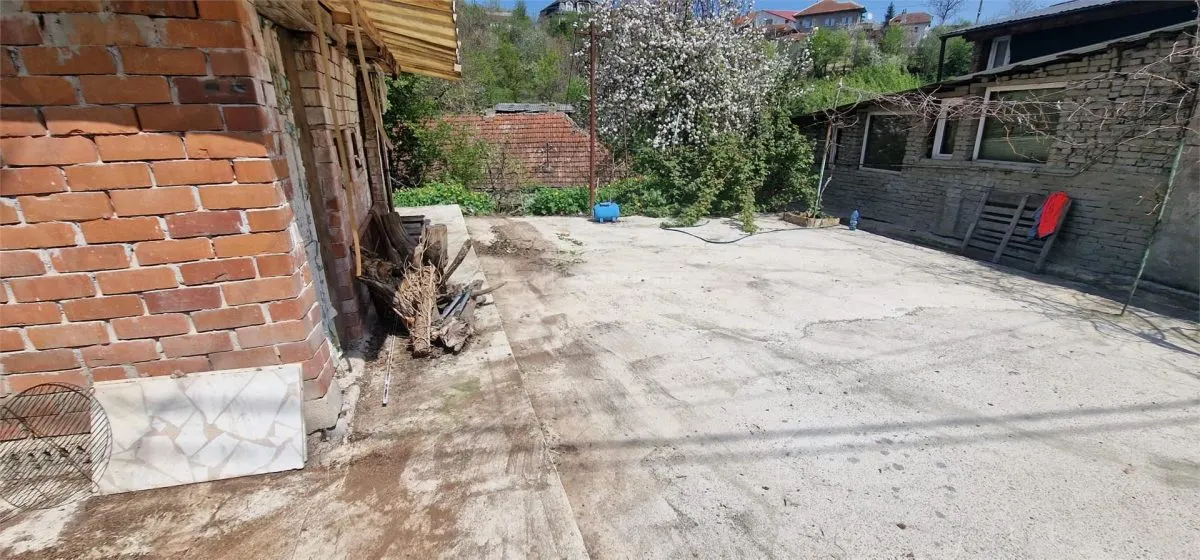 Resita Lot de Casa 600 Mp Toate Utilitatile Zona Triaj - foto 2