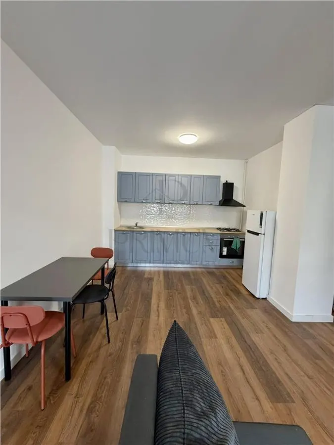 TORONTALULUI - BLOC NOU - APARTAMENT 2 CAMERE - PARCARE SUBTERANA - CENTRALA PROPRIE - CLIMA - foto 2