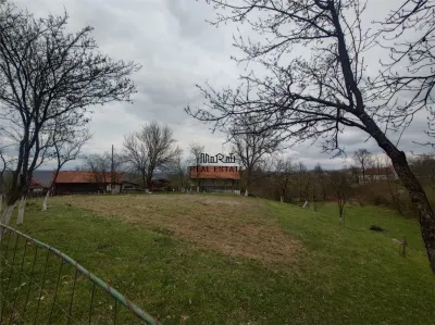 1 hectar teren intravilan cu priveliste - foto 6