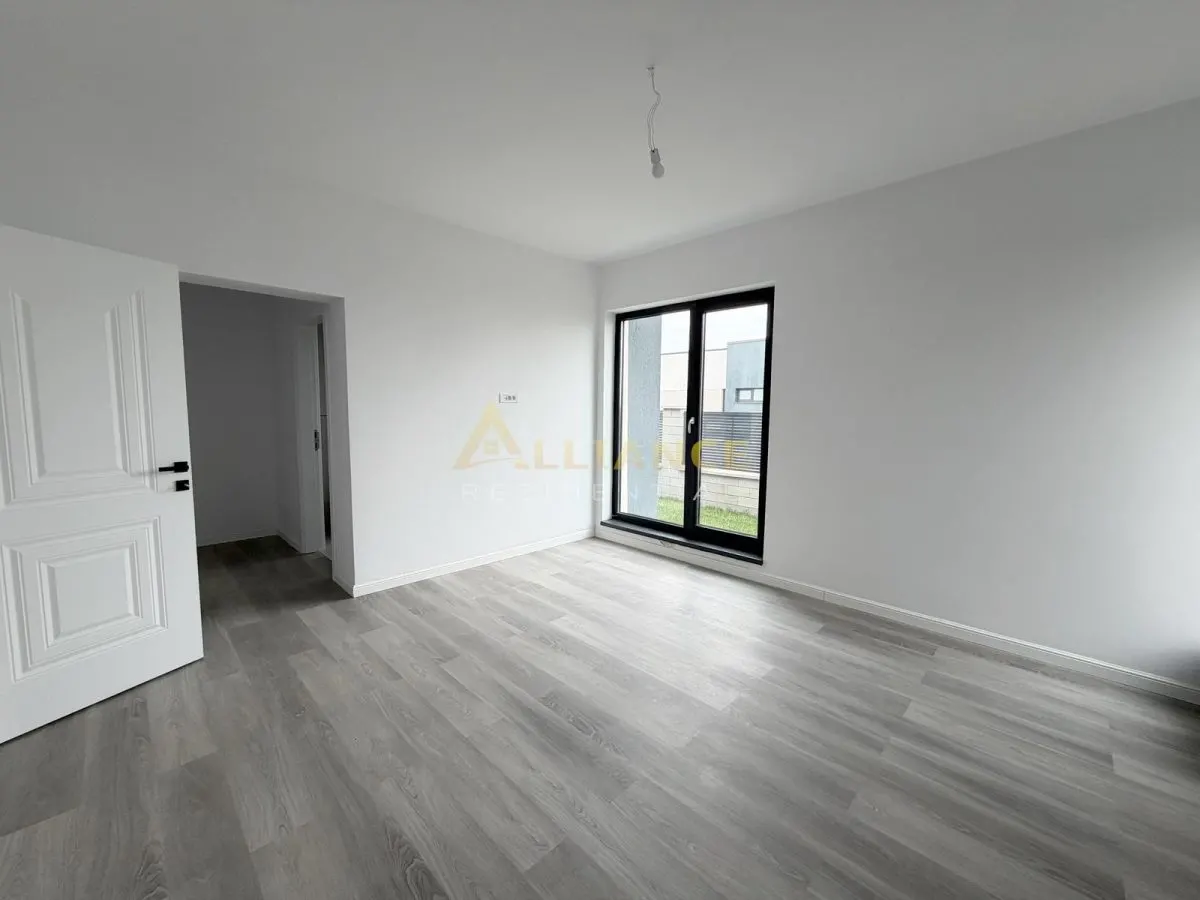 Casa individuala 4 camere - 2 bai - 112mp utili + 470mp teren - foto 9