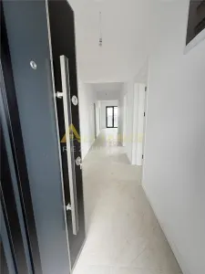 Casa individuala - 4 camere - 2 bai - 130mp utili + teren 470mp - foto 6