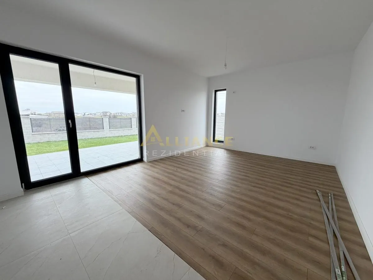 Casa individuala - 4 camere - 2 bai - 130mp utili + teren 470mp - foto 9