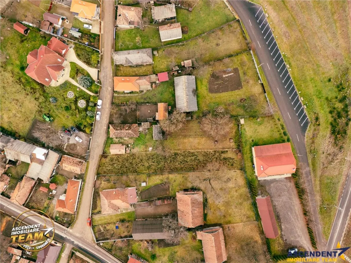 Casa rustica, cu teren roditor de peste 1.000mp, Sanzieni, Covasna - foto 16
