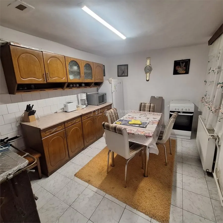 Bocsa Vasiova, Casa cocheta pentru familie, cu Gradina. - foto 14