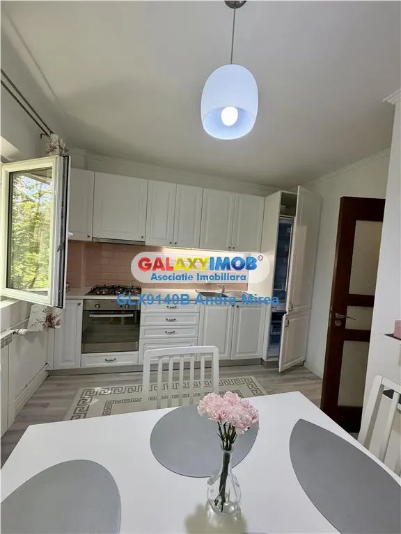 Inchiriere apartament 2 camere RENOVAT PRIMA INCHIRIERE LOC PARCARE - foto 3