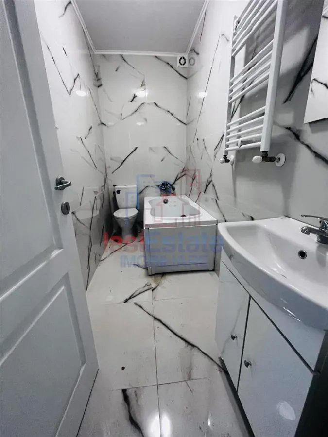 Apartament 1 camera cu loc parcare zona Capat Cug - foto 5