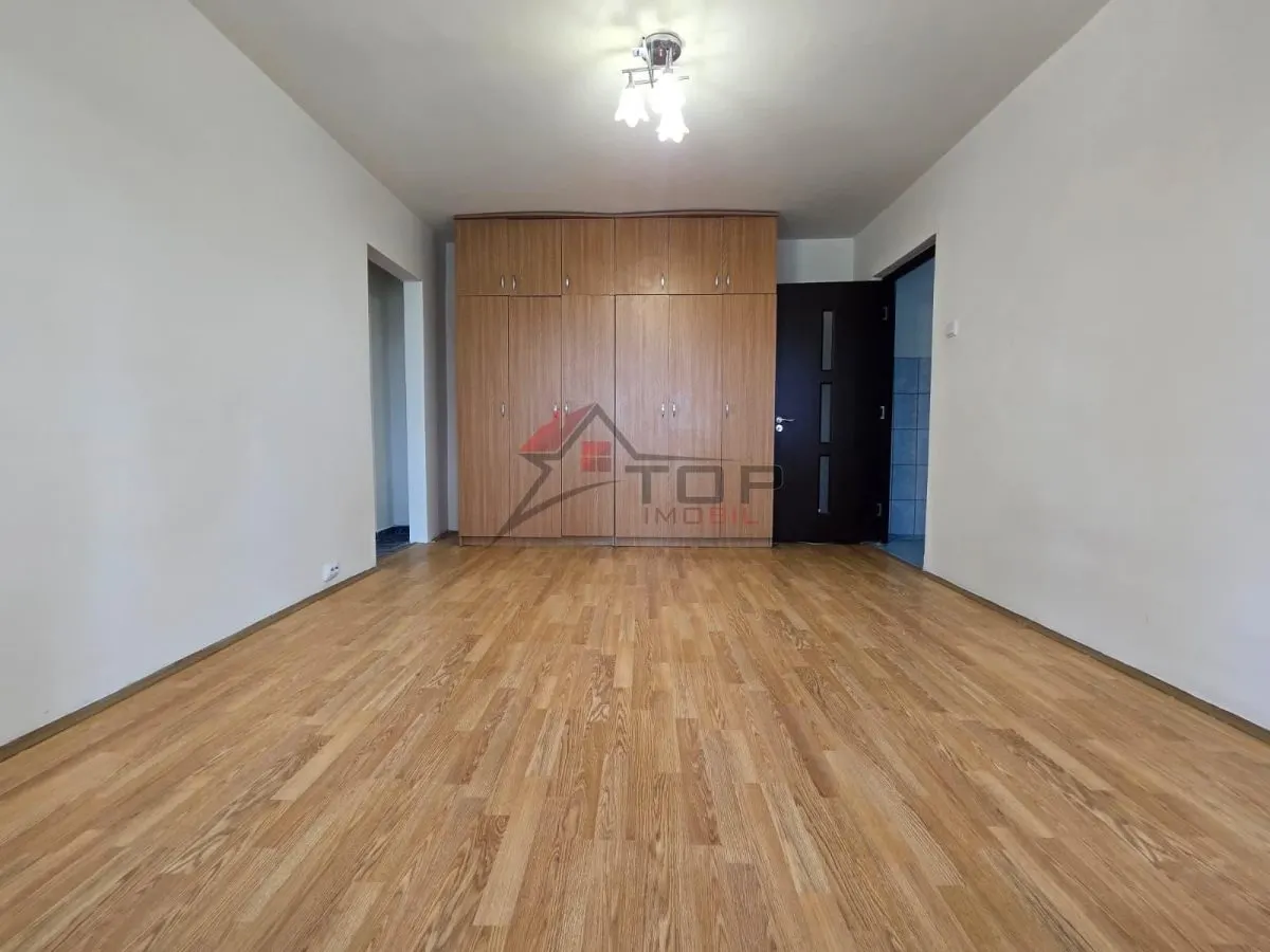 Etaj 2 - Mircea cel Batran, 2 camere, liber - foto 8