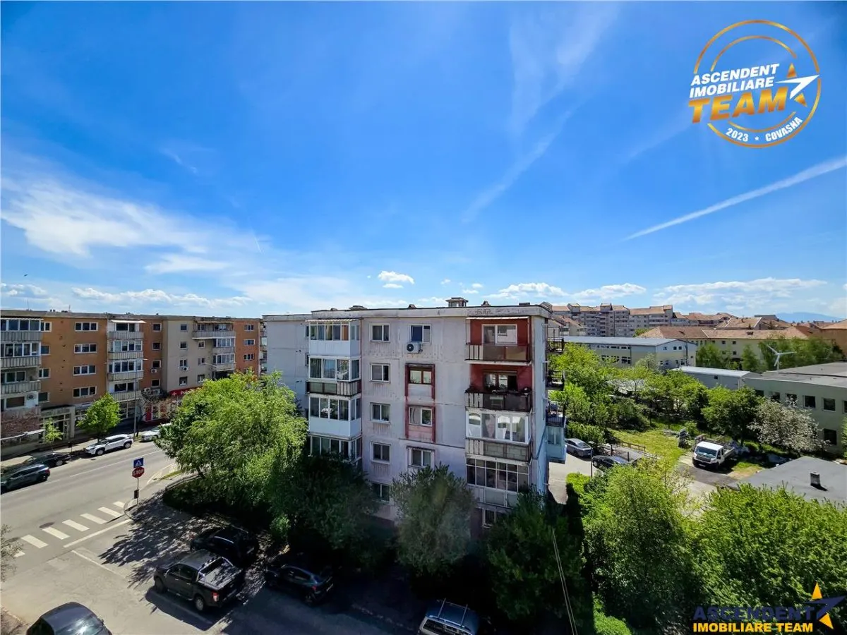 Decomandat, confort sporit, 2 balcoane, luminos, Central, Sfantu Gheorghe - foto 14