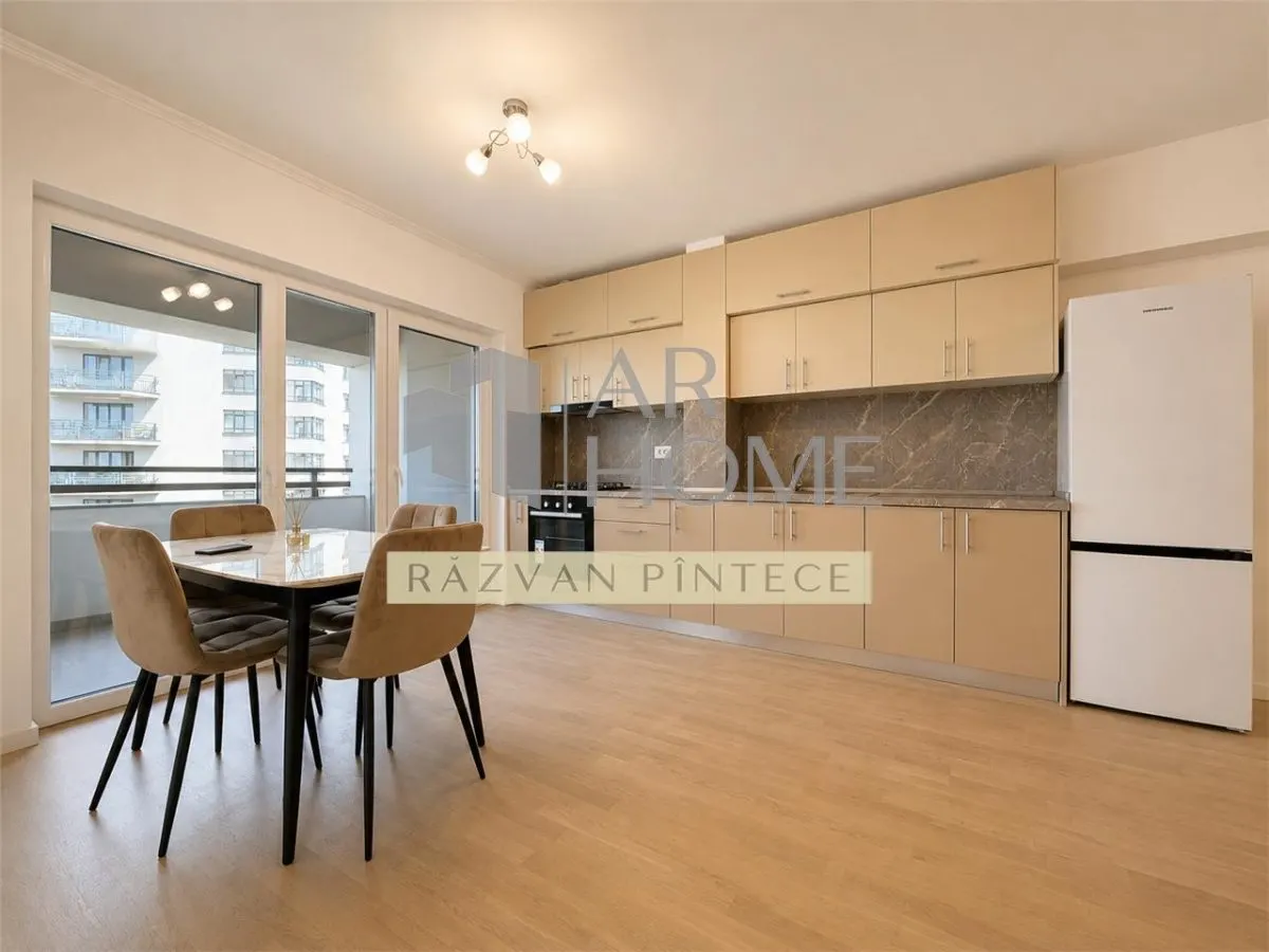Apartament 3 camere, parcare, ultracentral Ploiesti - foto 2