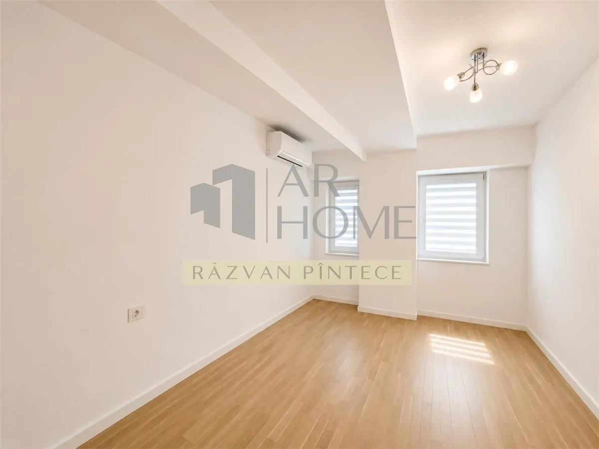 Apartament 3 camere, parcare, ultracentral Ploiesti - foto 13