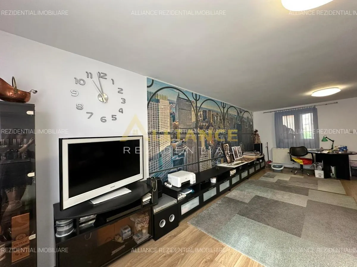 6 Camere - 3 Bai - 128mp utili + Spatiu Comercial - foto 2