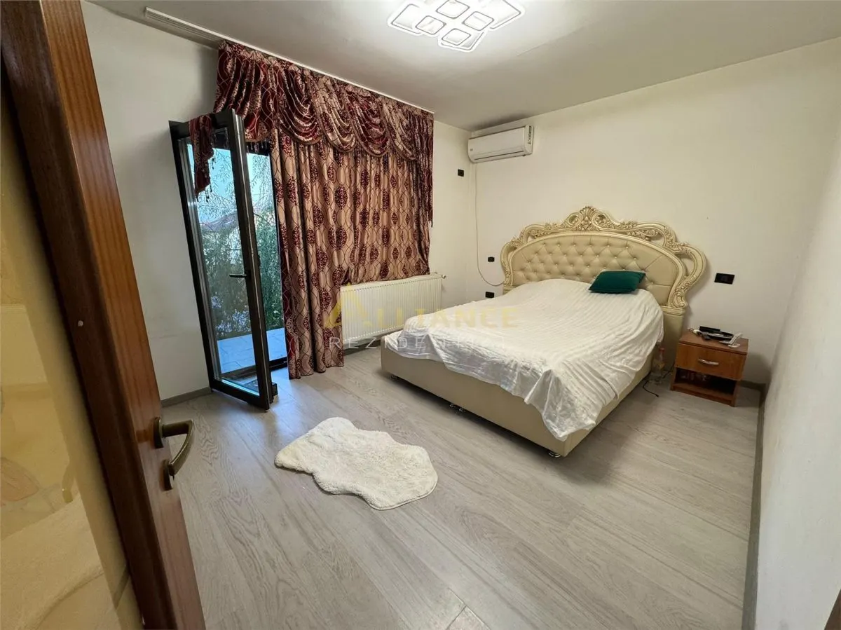 Duplex de Vanzare | 2 CASE | 175.000eur Amandoua - foto 1