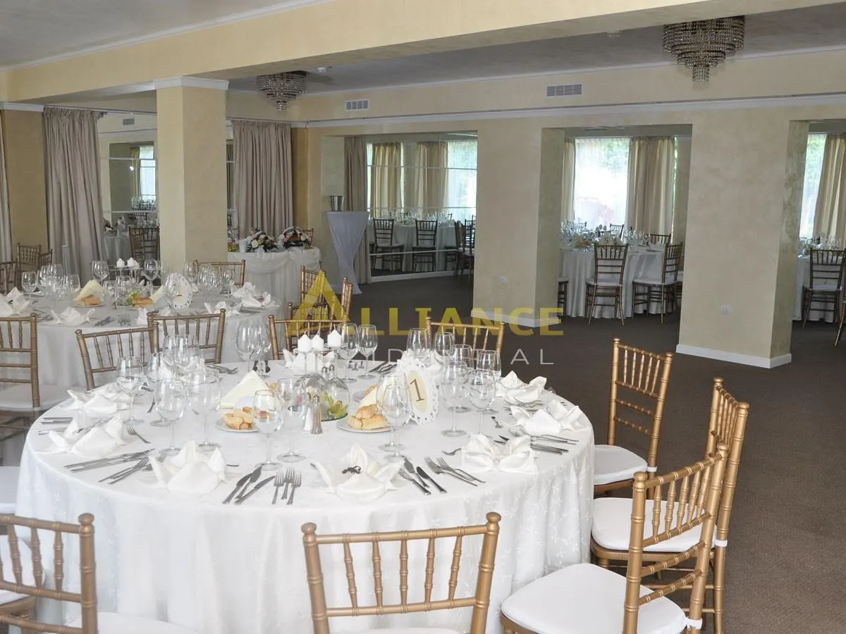 Afacere la cheie >Complex Saloane de evenimente\Cazare\Restaurant - foto 12