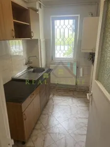Apartament 2 camere etajul 1 Centru Civic - Brasov