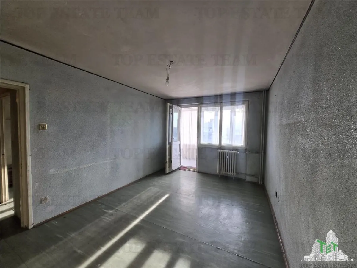 Apartament cu 3 camere in Cartierul Drumul Taberei, sector 6, langa metrou Valea  Ialomitei - foto 1