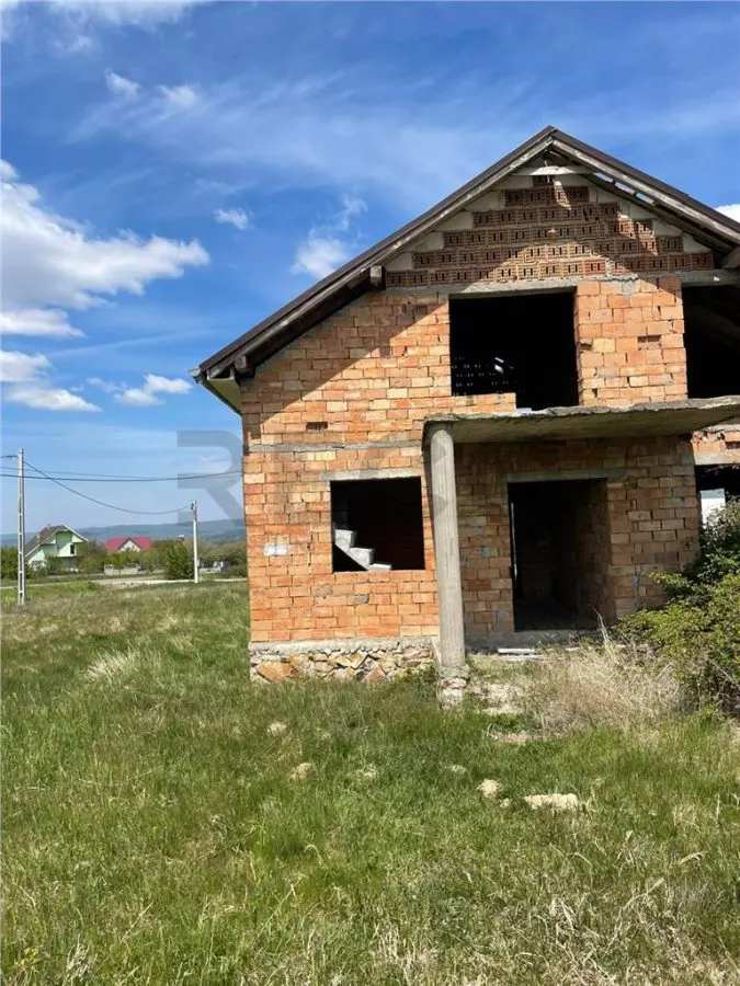 RECO Teren intravilan cu casa in rosu, Zona Vadu Crisului, Bihor - foto 5
