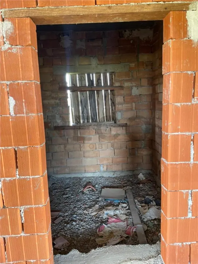 RECO Teren intravilan cu casa in rosu, Zona Vadu Crisului, Bihor - foto 6