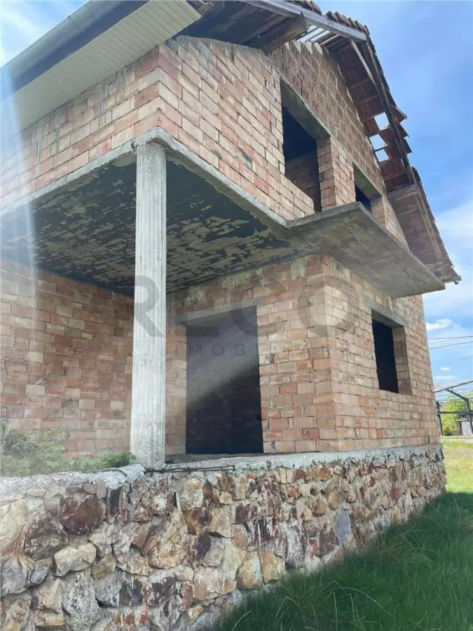 RECO Teren intravilan cu casa in rosu, Zona Vadu Crisului, Bihor - foto 10