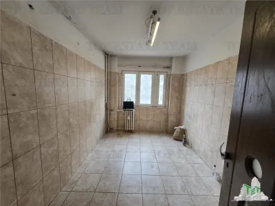 Apartament 3 camere in Cartier Drumul Taberei, langa metrou Valea Ialomitei, sector 6 - foto 7
