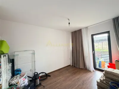 Casa tip duplex - 4 camere 2 bai - teren 200mp - 200m de bulevard - foto 4