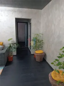 TOTUL NOU, AP 2 camere zona Hipodrom,Parter cu balcon - foto 5