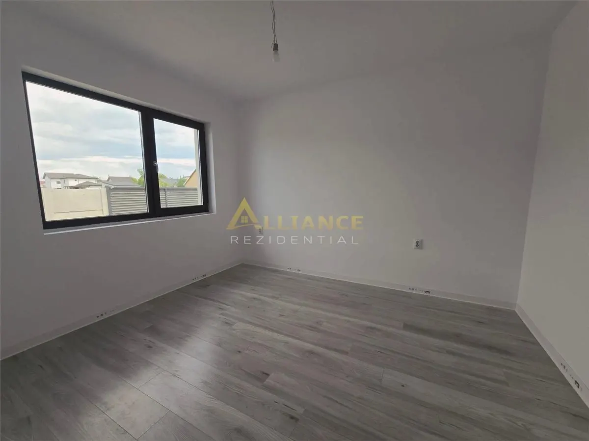 400m de STV- 4 Camere- 2 bai- 144.990 euro - foto 2