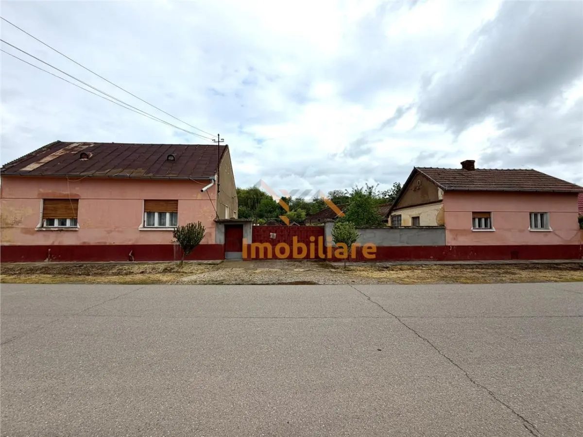 CASA CU TEREN 975 MP | ACCES AUTO | ZONA SANTIMREU | BIHOR - foto 1